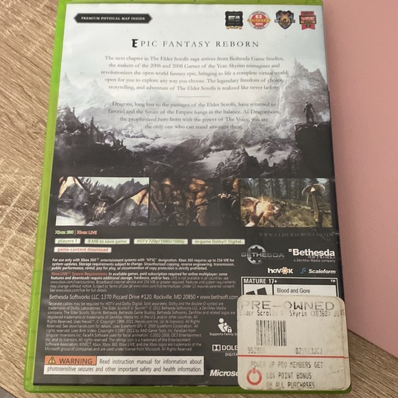 Xbox 360 Skyrim game - Picture 2 of 4